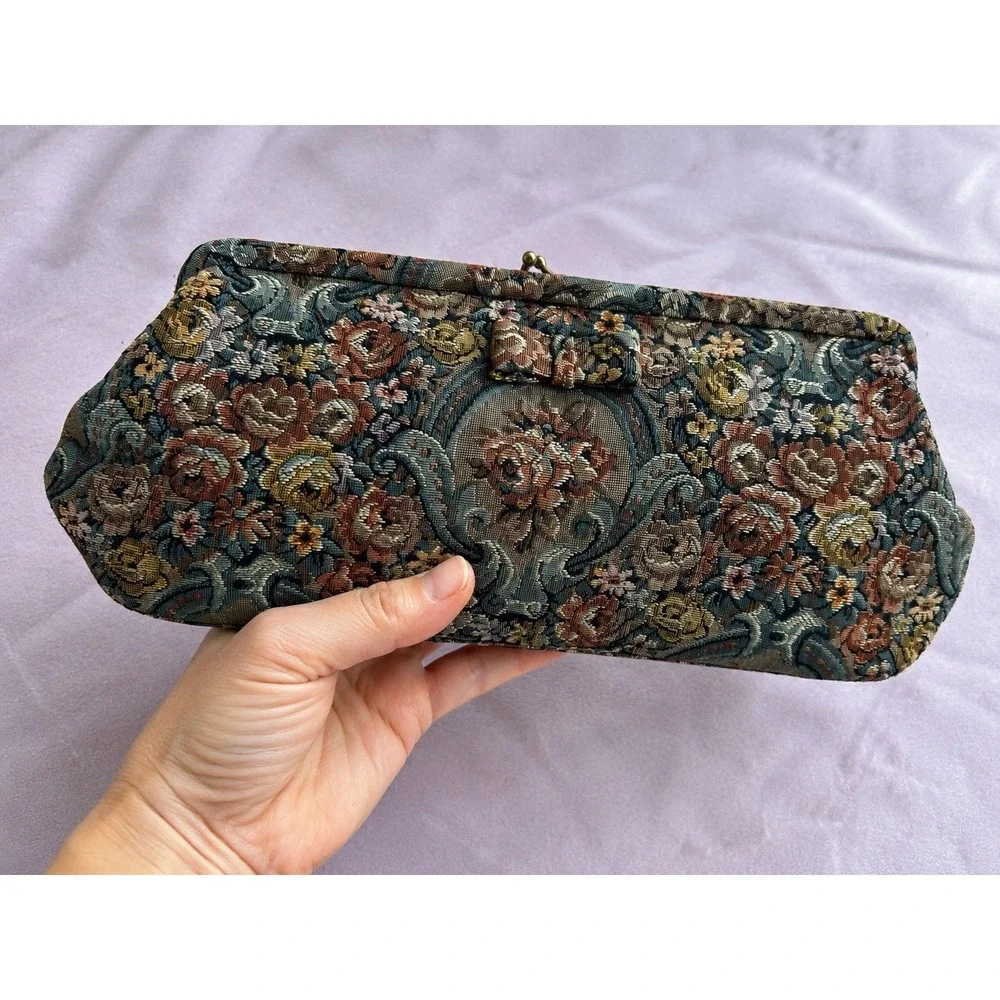 Vintage I Magnin Floral Tapestry Clutch Bag Kiss Lock Evening Handbag Multi